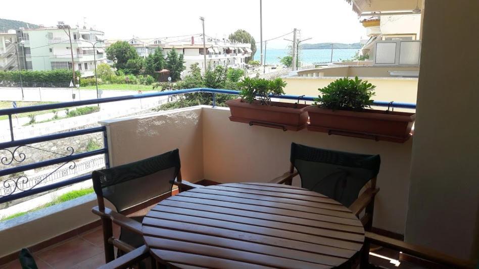Ideal Family House Nea Peramos  Ngoại thất bức ảnh