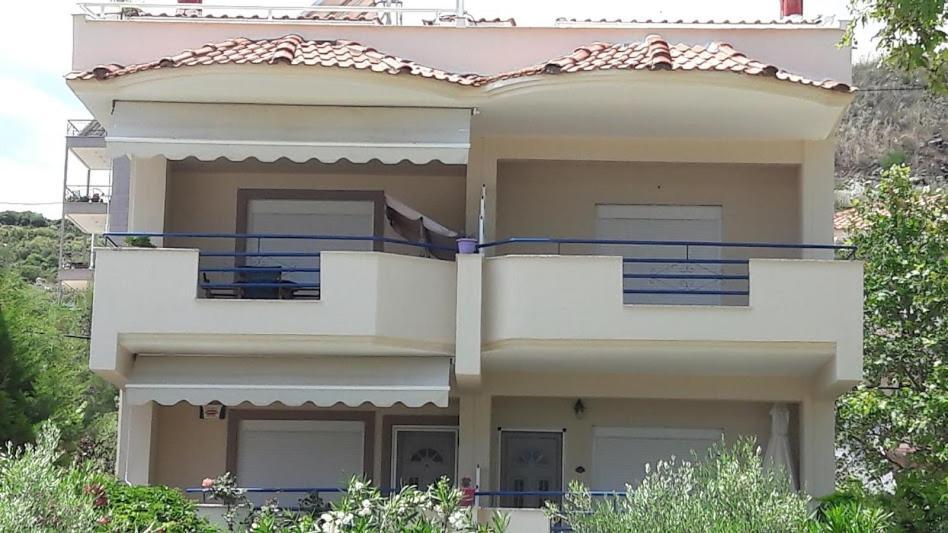 Ideal Family House Nea Peramos  Ngoại thất bức ảnh